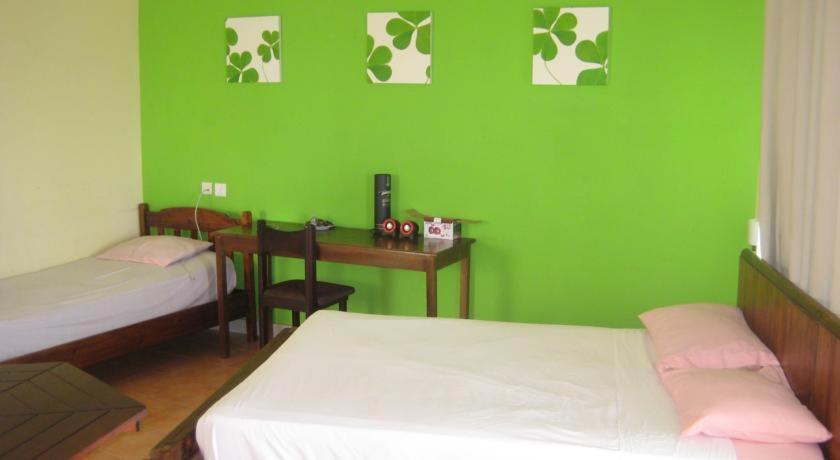 Le Cactus Guesthouse Terre Rouge  Dış mekan fotoğraf